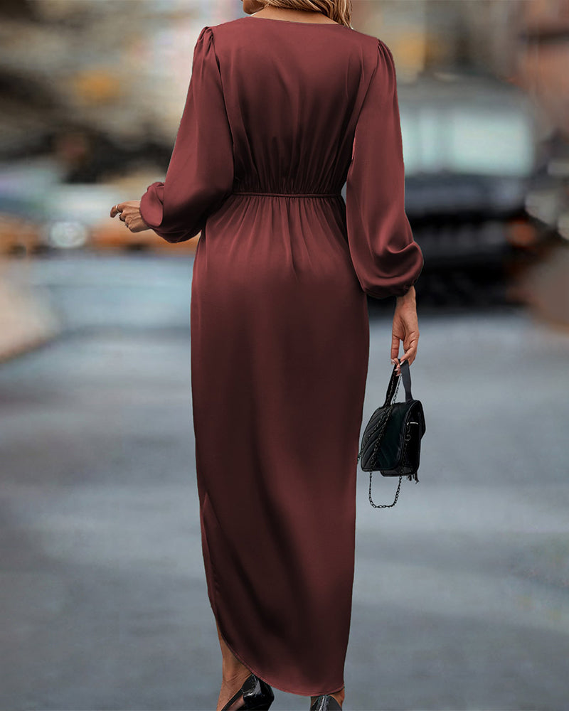 Leona – Elegantes Kleid mit V-Ausschnitt und Puffärmeln