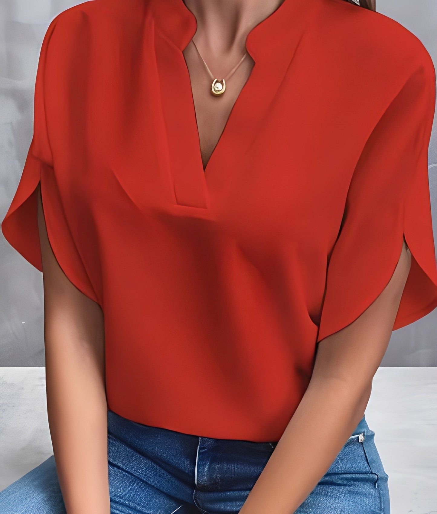 Chantelle - Damenbluse mit V-Kragen