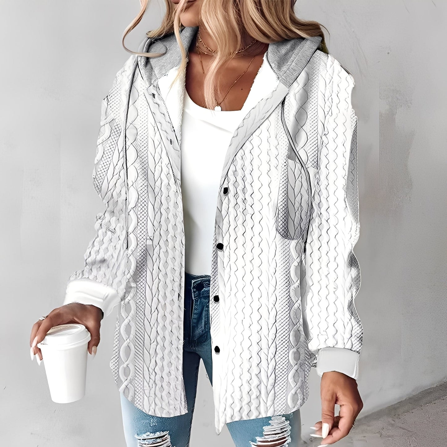 Martina - Bequeme Damenjacke mit Kapuze aus Wolle
