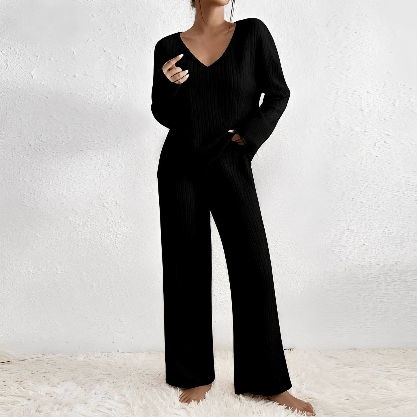 Carly - Contemporary knitted set for women, consisting of two pieces