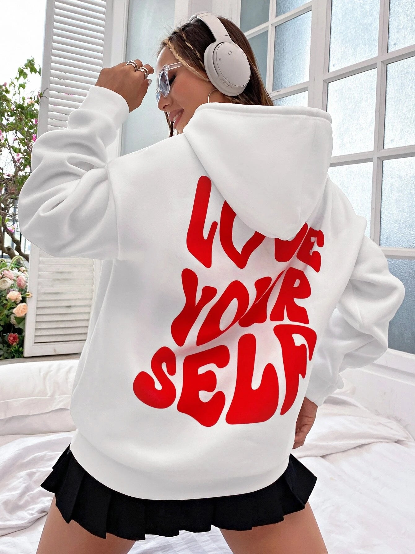 Lovely – Baumwoll-Hoodie mit Statement-Stil