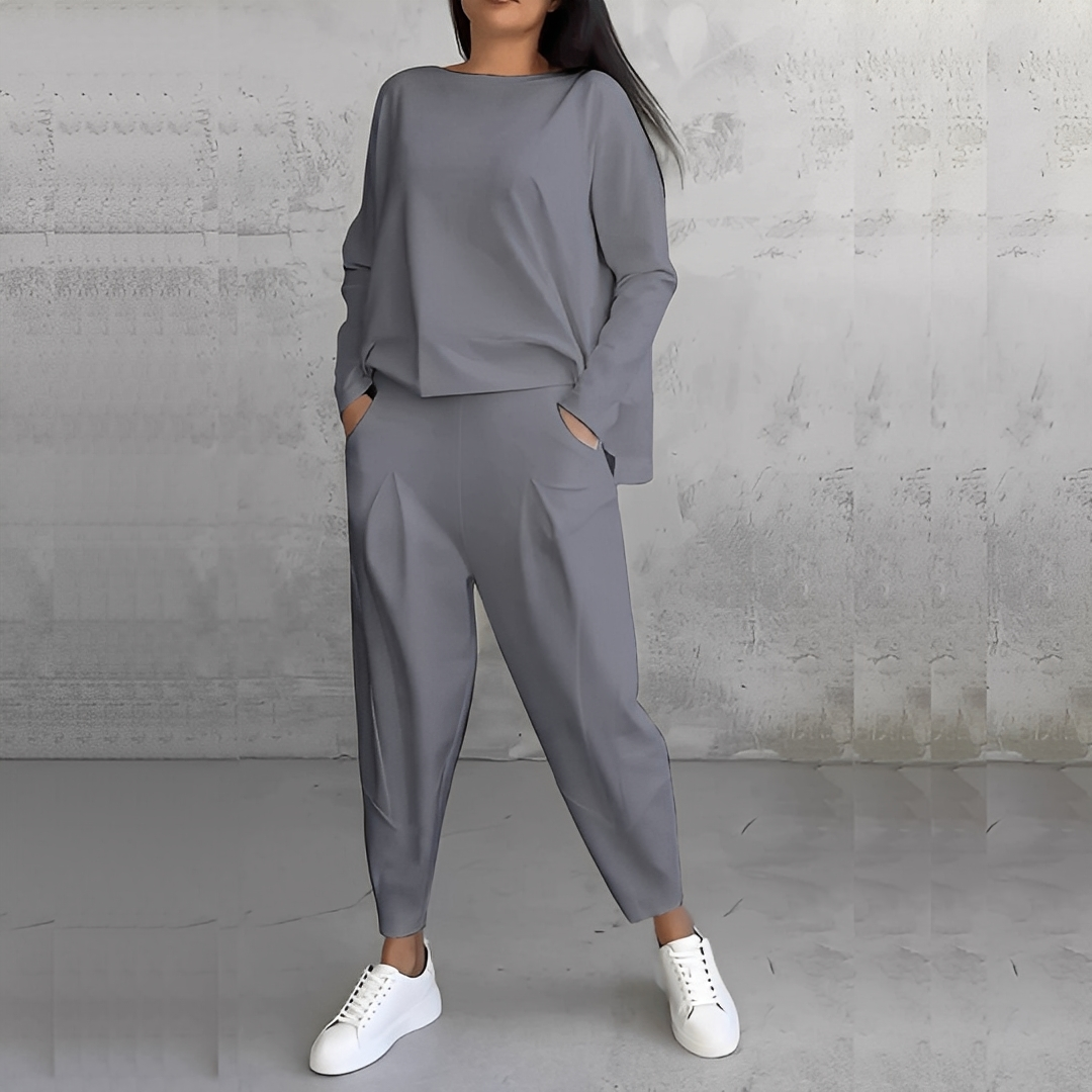 Mélisande - Damen-Set mit Pullover und Hose in Rundhals-Design