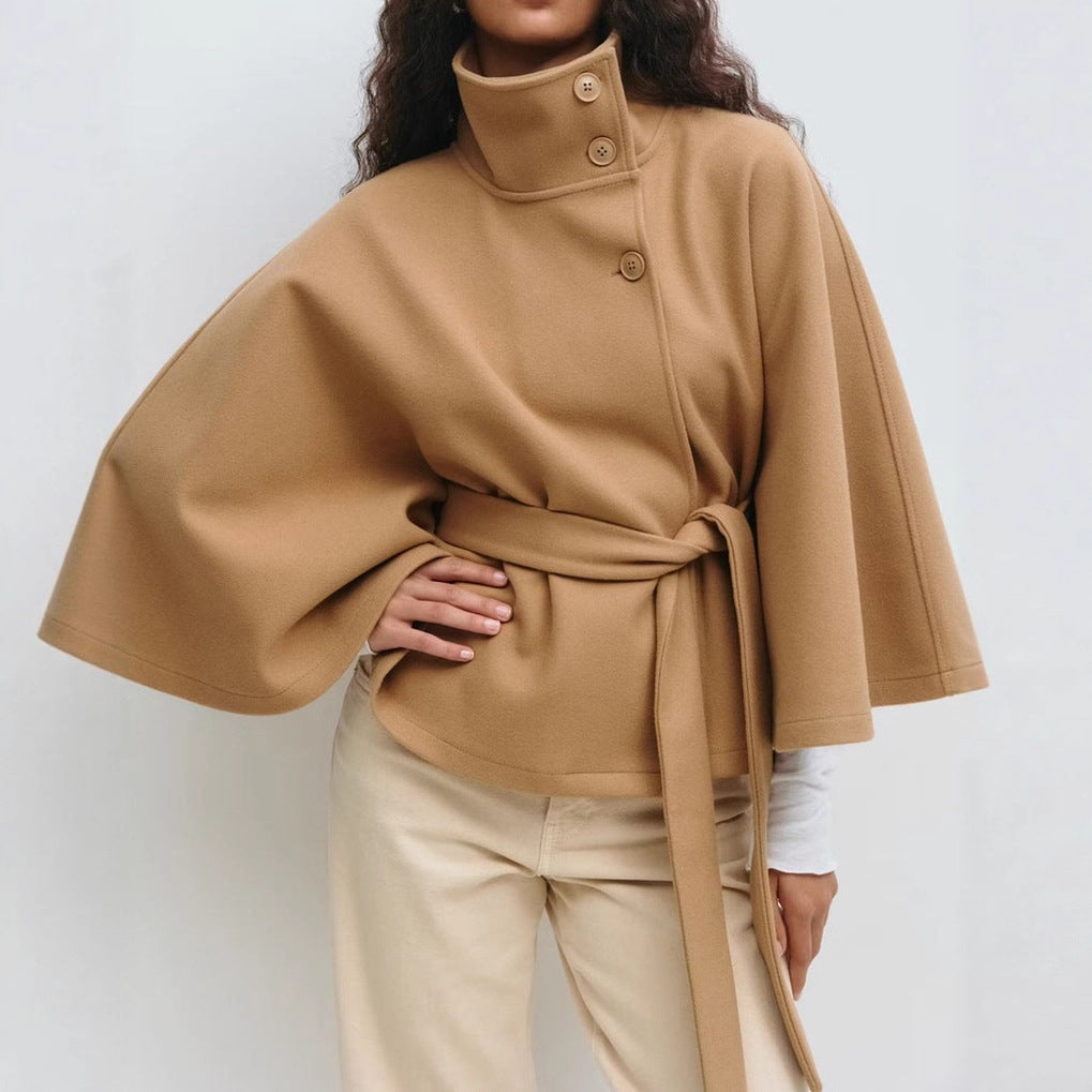 Loraine - Modische Damenjacke mit weitem Schnitt und Gürtel