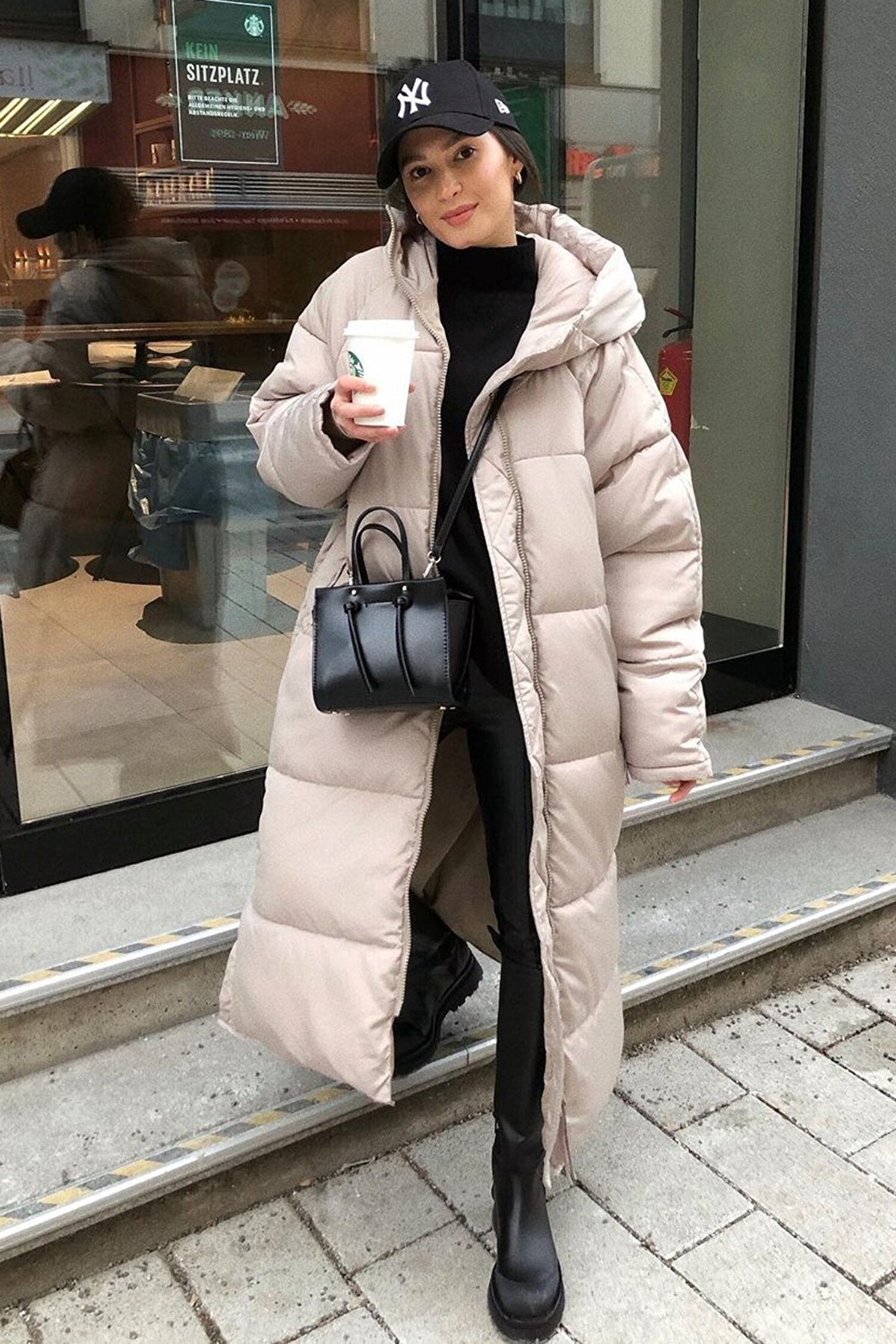 Khloe - Warmer, langer, gepolsterter Wintermantel für Frauen