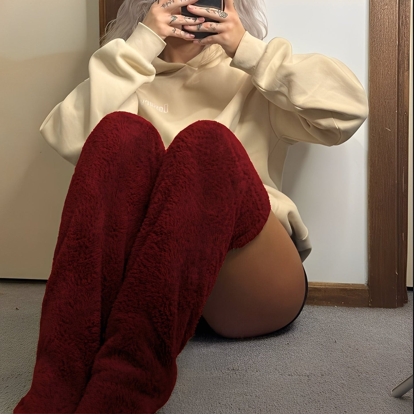 Camellia - Warme, knielange Wintersocken für Damen