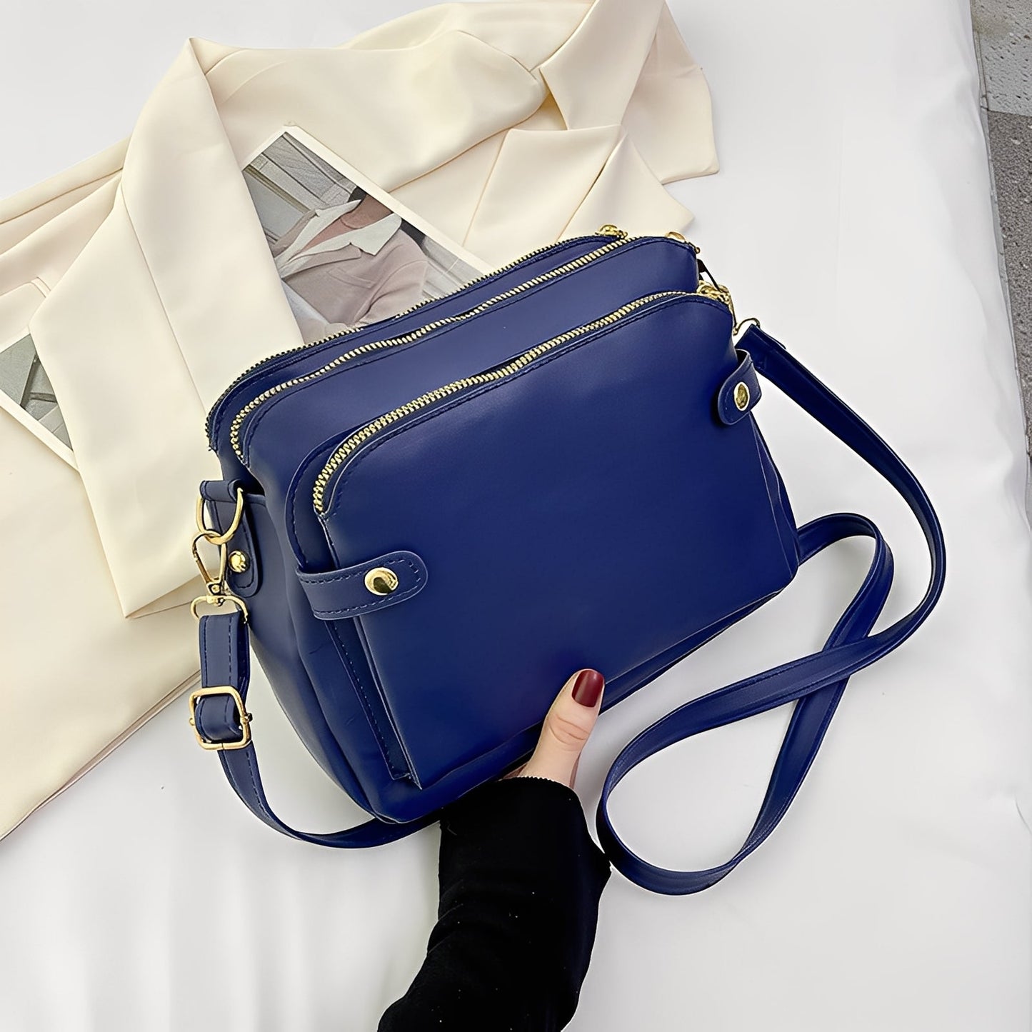 Michaela - Damenlederhandtasche im klassischen Stil