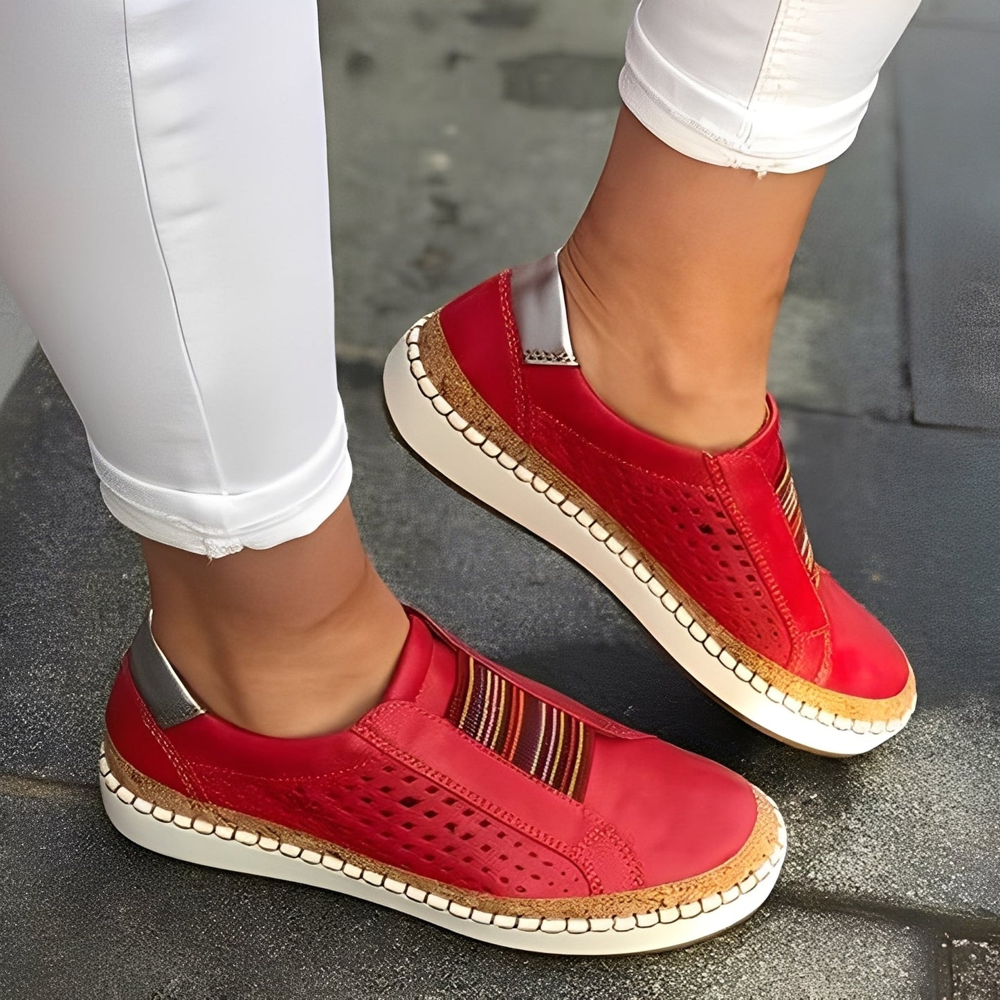 Adella - Elegante und bequeme Slipper für Damen zum Hineinschlüpfen