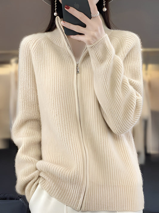 Brylee - Zeitgemäße Damen-Strickjacke aus Wolle mit Zipper