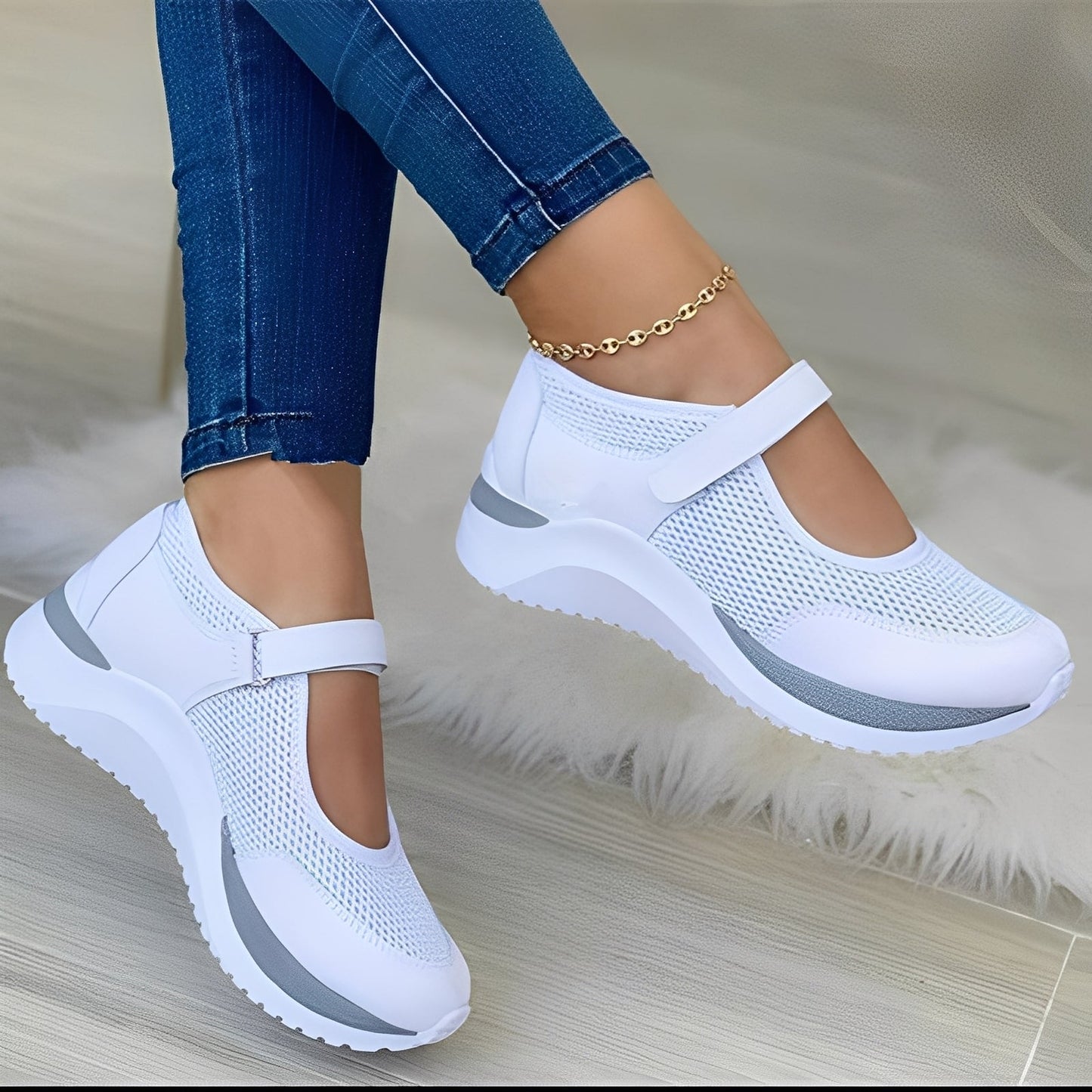 Nichola - Moderne Damensandalen mit Netzriemen
