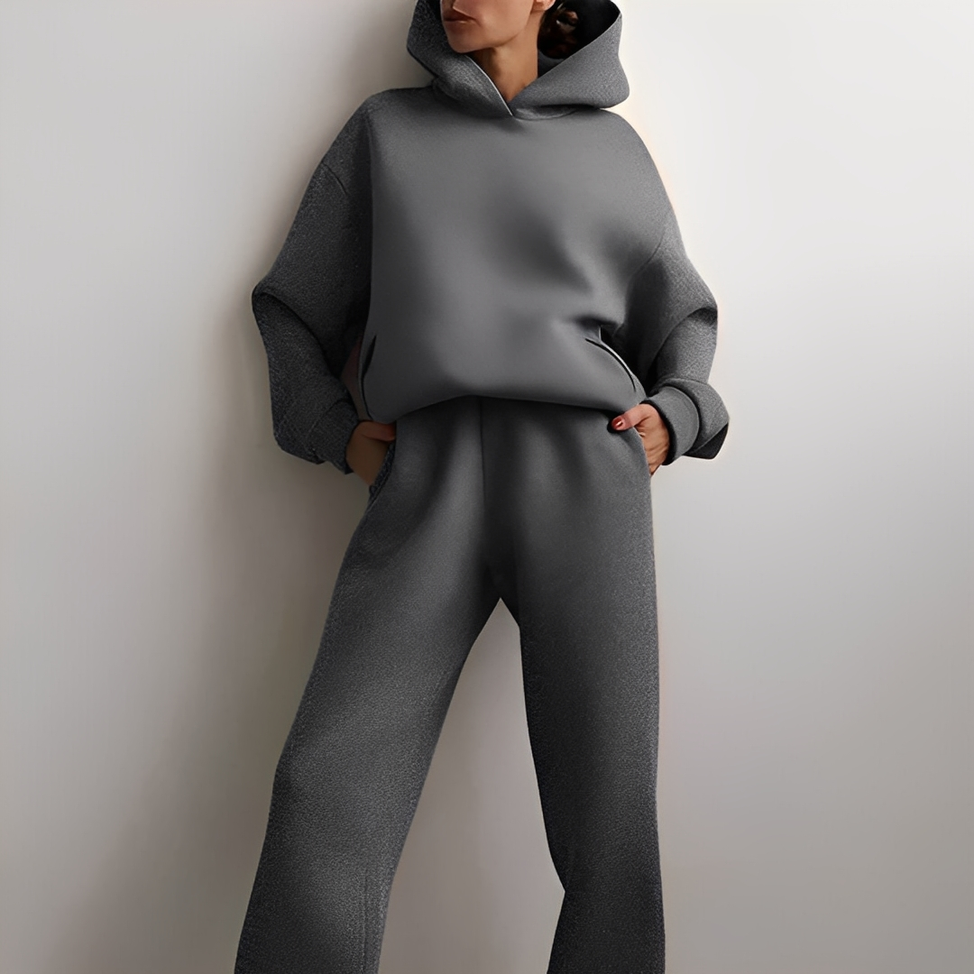 Disserre - Set of Hoodie and Pants for Women