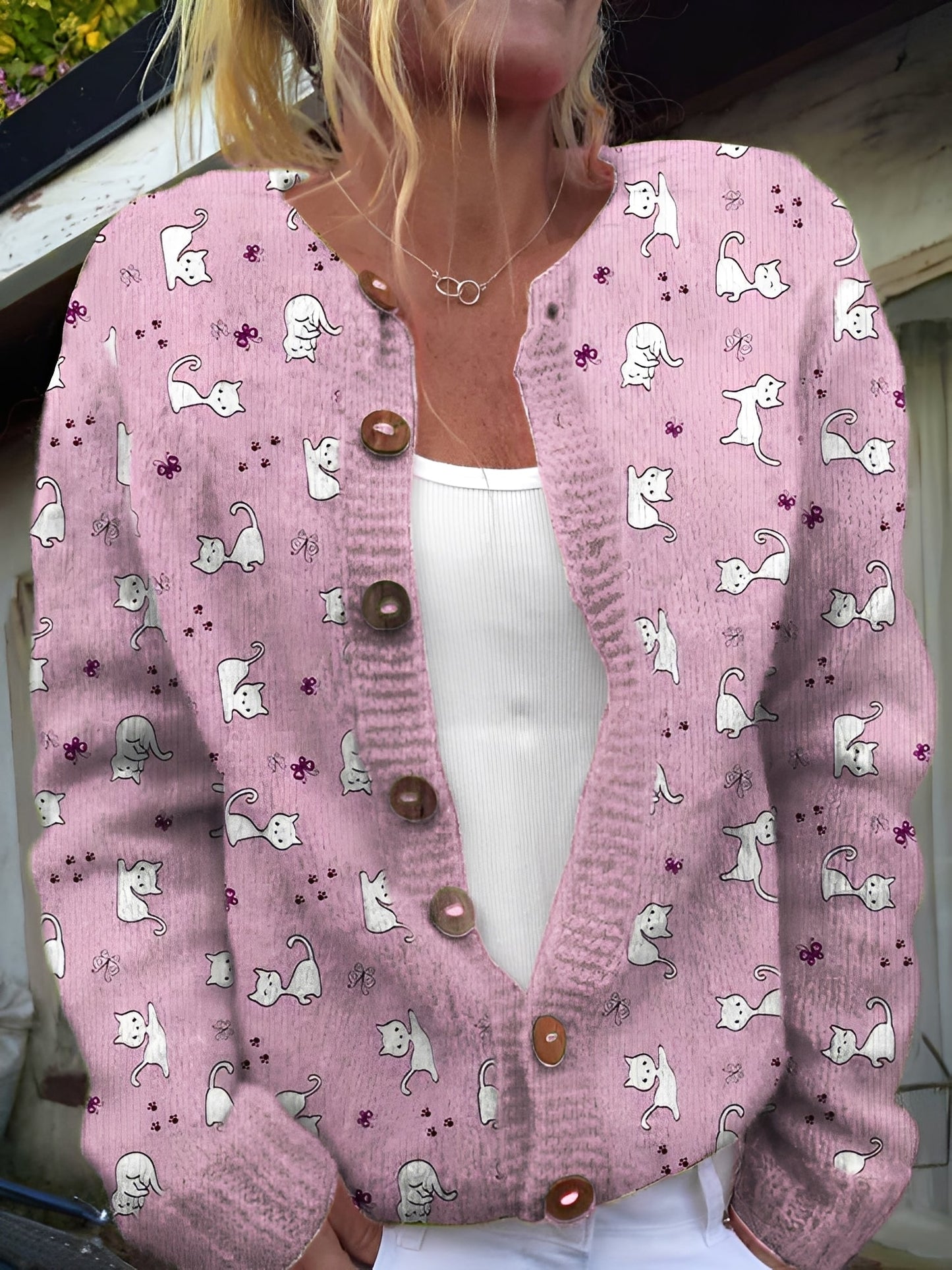 Kandace - Modische Damenstrickjacke mit Blumenmuster