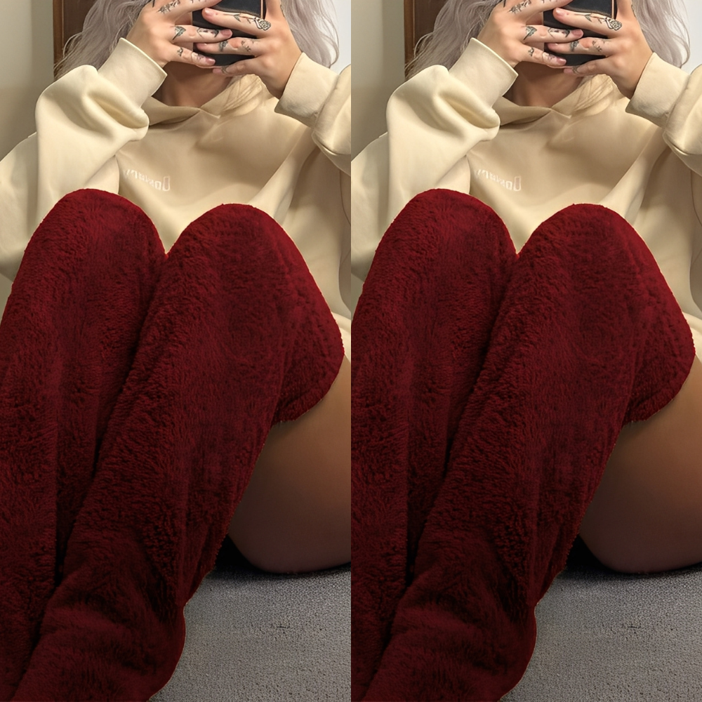 Camellia - Warme, knielange Wintersocken für Damen