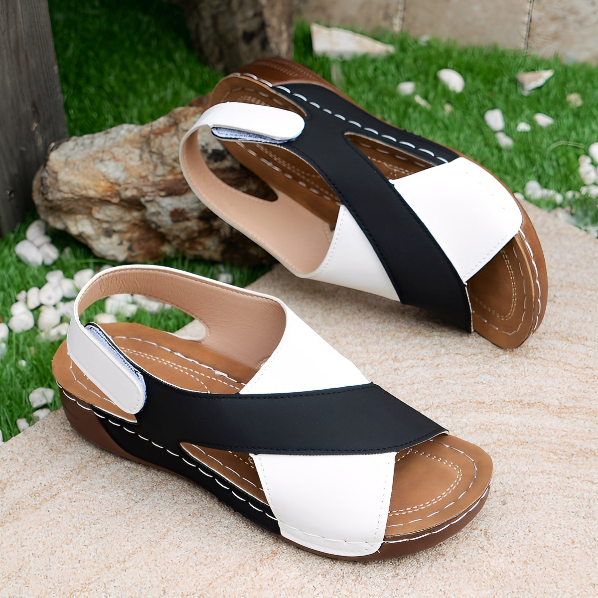 Clarissa - Bequeme Keilsandalen mit Kreuzriemen für Frauen