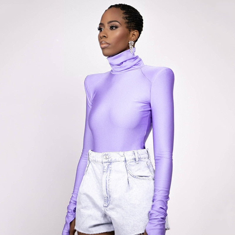 Ksenia – Rollkragen-Bodysuit mit Schulterpolstern