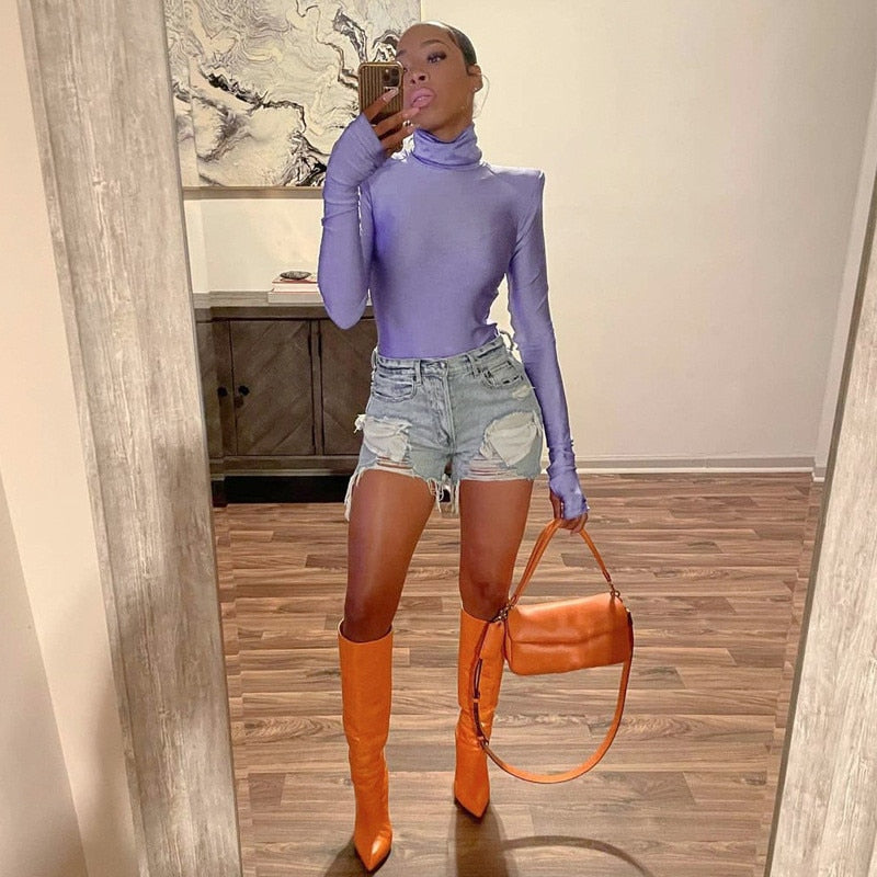 Ksenia – Rollkragen-Bodysuit mit Schulterpolstern