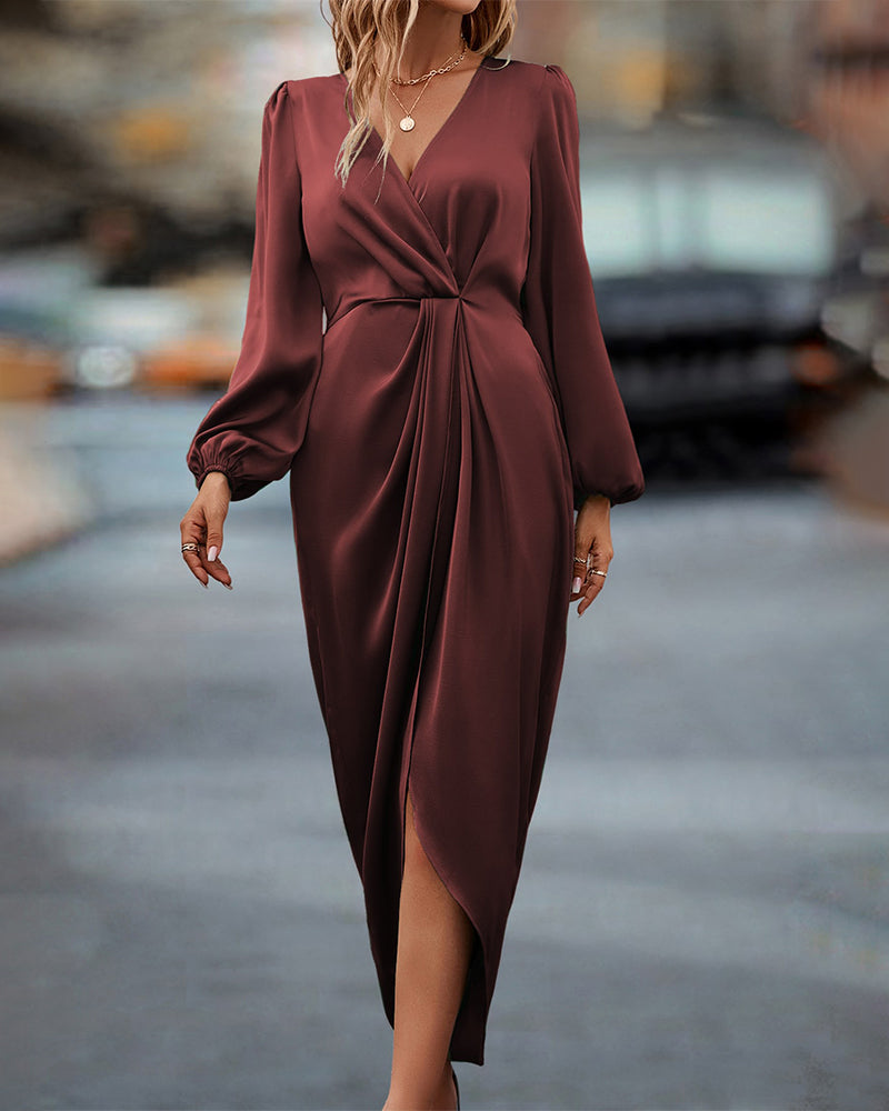 Leona – Elegantes Kleid mit V-Ausschnitt und Puffärmeln