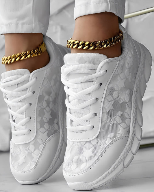 Elisabeth - Bequeme, luftige Frauenschuhe mit Blumendekor