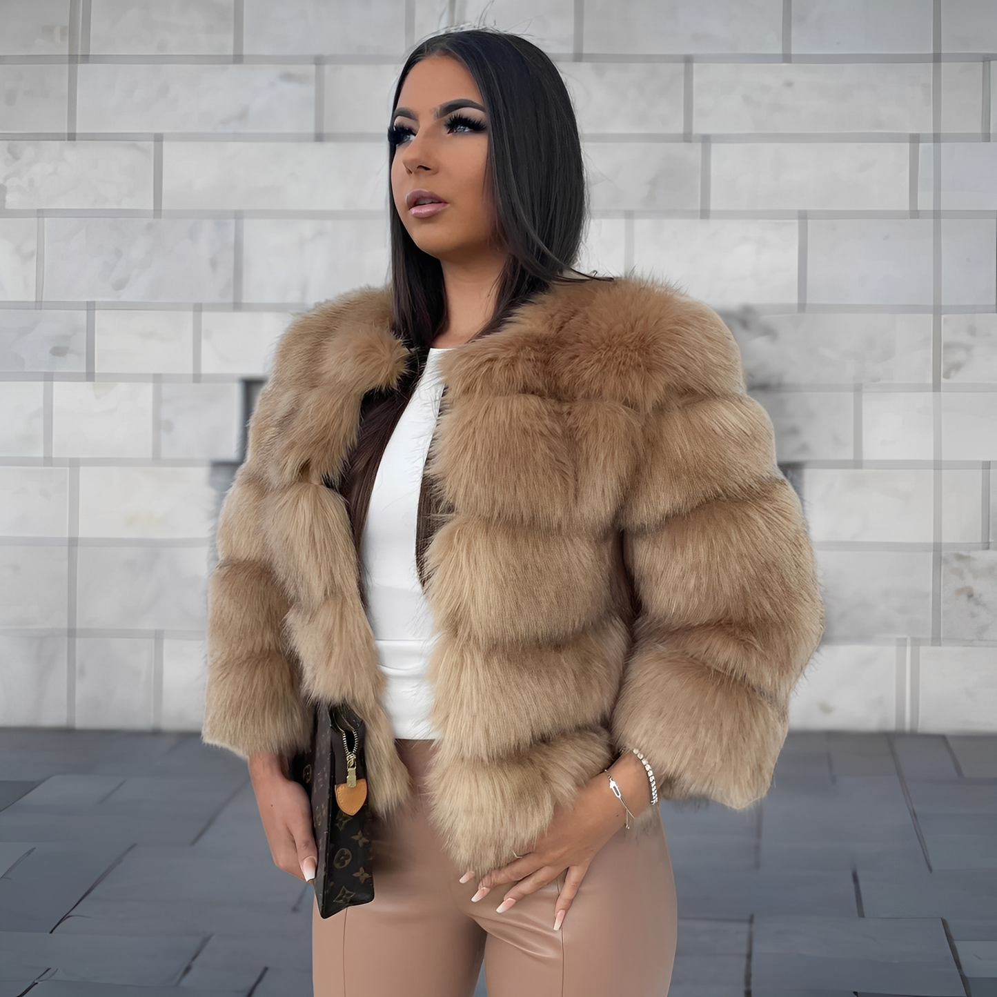 Amelia - Modische, warme Damen-Kunstfell-Jacke