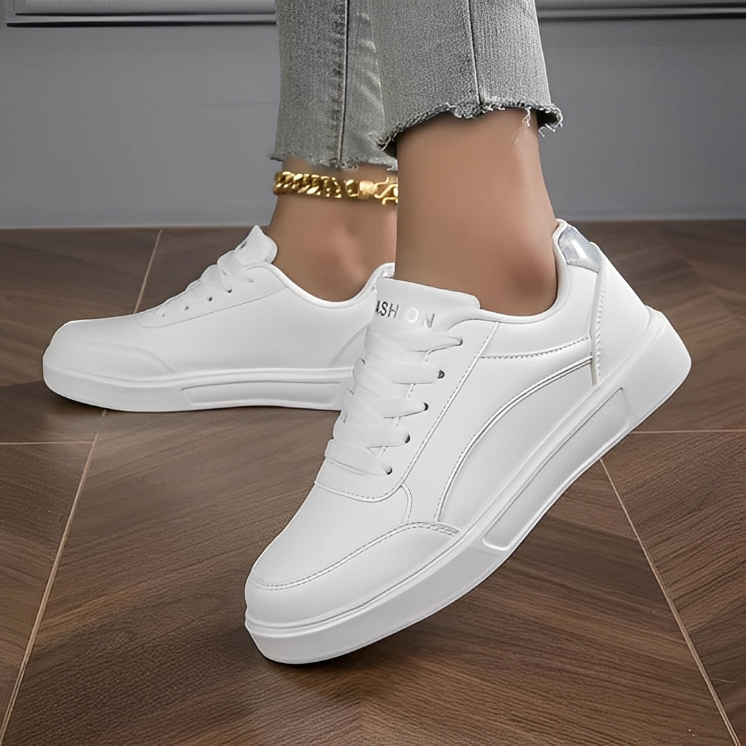 Rexanne - Trendiger Damen-Sneaker aus Kunstleder