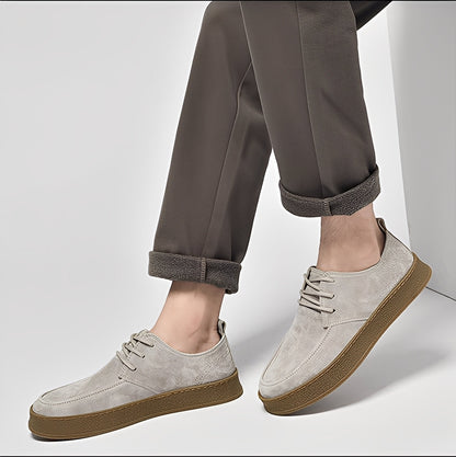 Sylvan - Elegante, schlichte Wildleder-Herrensneaker