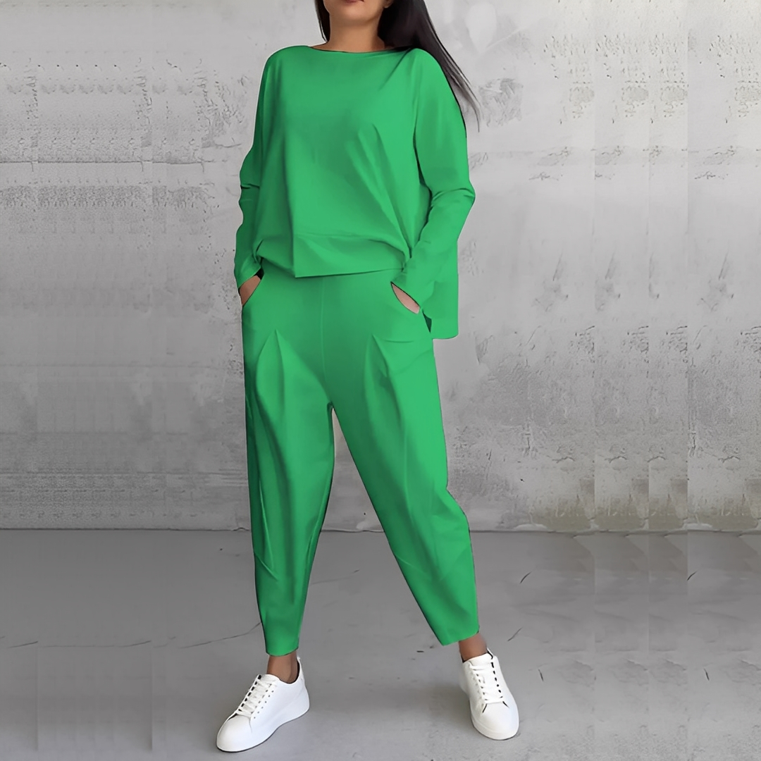 Mélisande - Damen-Set mit Pullover und Hose in Rundhals-Design