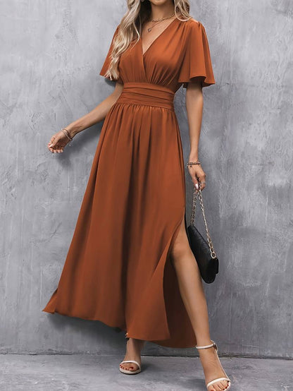 Juliette – Damenkleid mit Rüschkragen und Falten-Taille