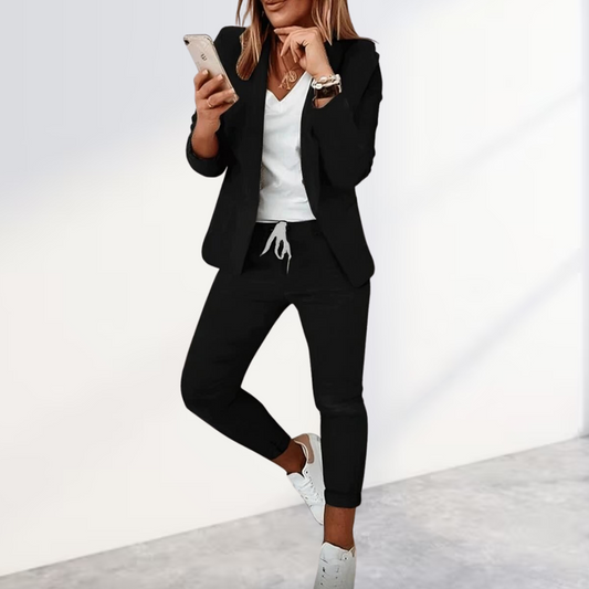 Amélie – Schicker Blazer mit Passender Hose