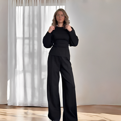 Calie - Stylish and fashionable two-piece set for women