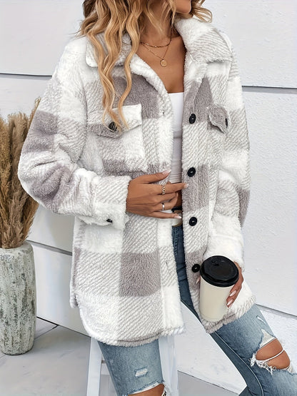 Alice – Flauschige Karo-Jacke