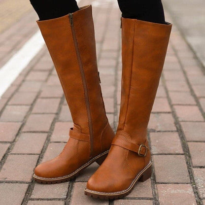 Marly - Bequeme Damenboots mit Zier-Schnalle