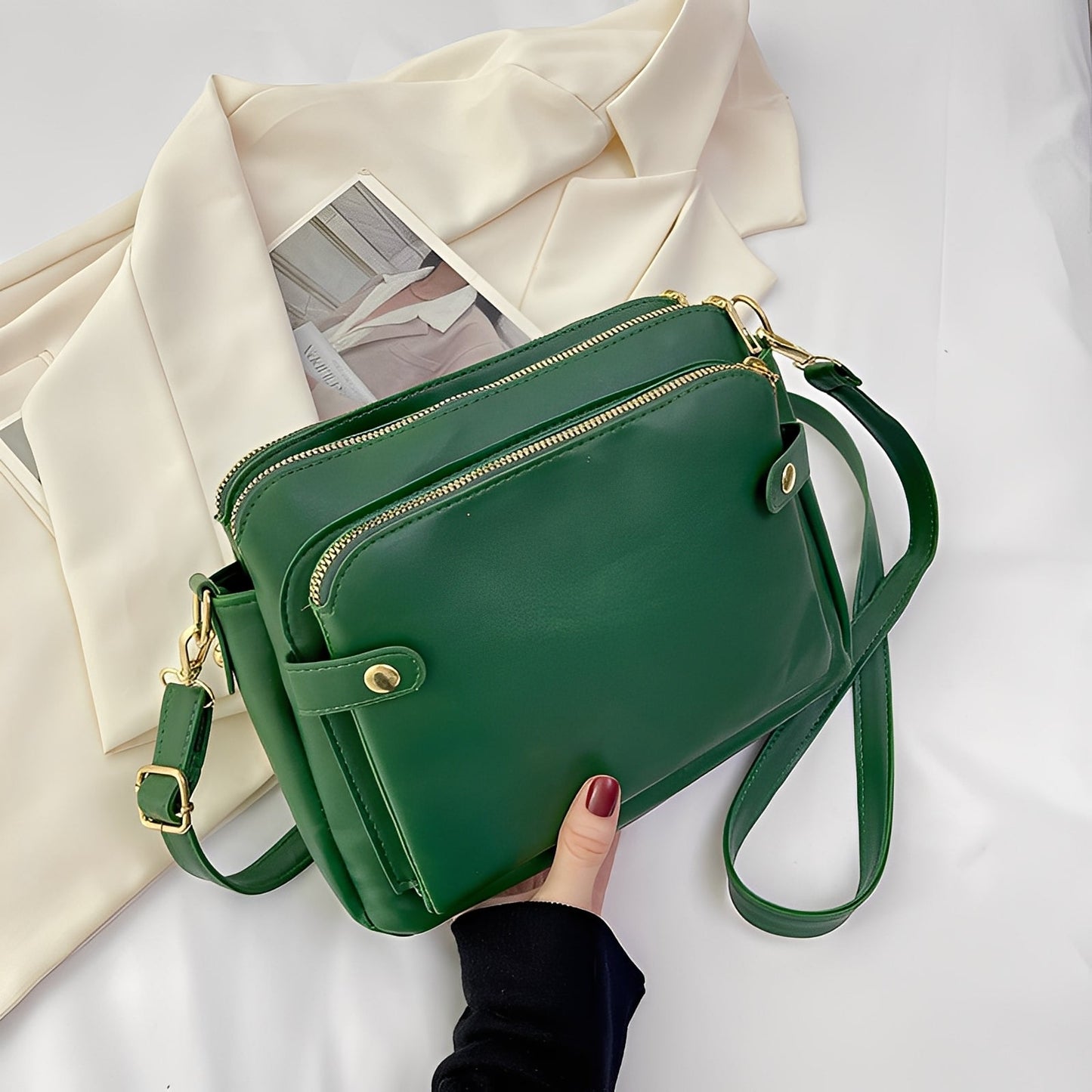 Michaela - Damenlederhandtasche im klassischen Stil