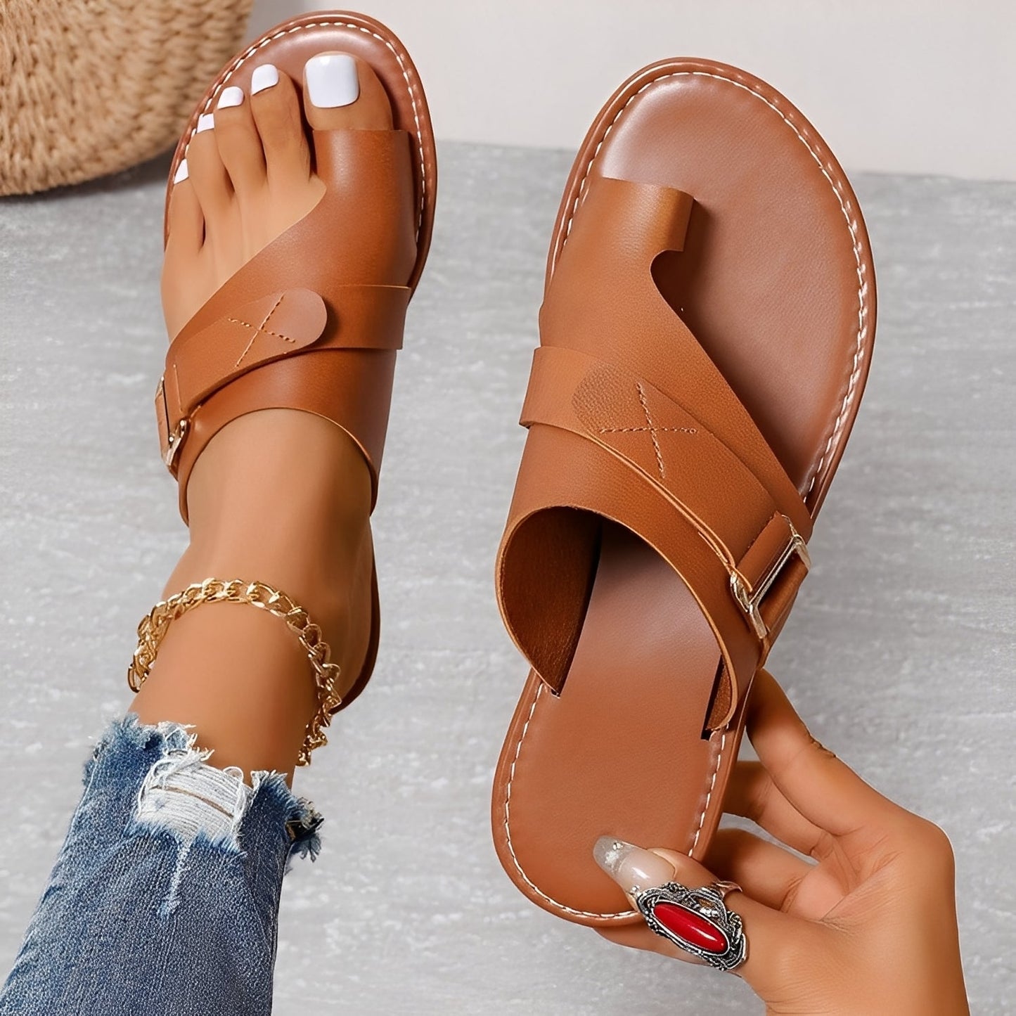 Renita - Bequeme, leichte flache Damensandalen