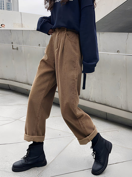 Shelbie - Damenweite Cordhose im klassischen Design