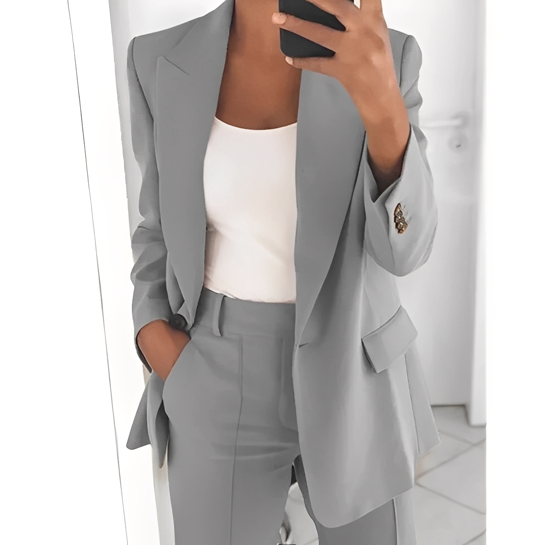 Alexes - Damenanzug mit Blazer und eleganten Hosen