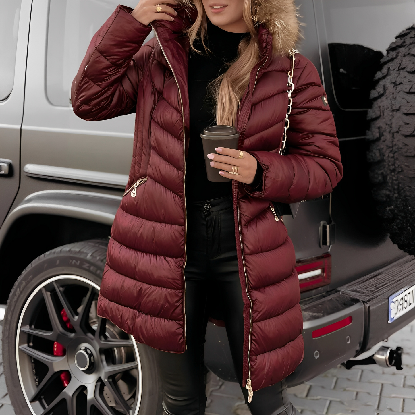 Caroline - Damenjacke mit schickem Pelzkragen