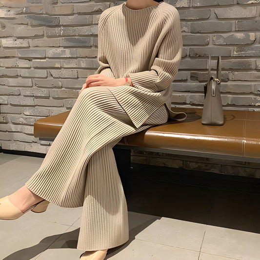 Christine - Damen-Set mit leichtem Strickpullover und komfortabler Hose