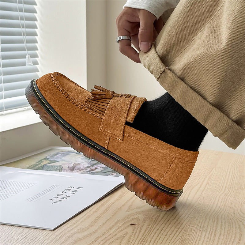 Milton - Moderne Herren-Wildleder-Slipper mit Quasten