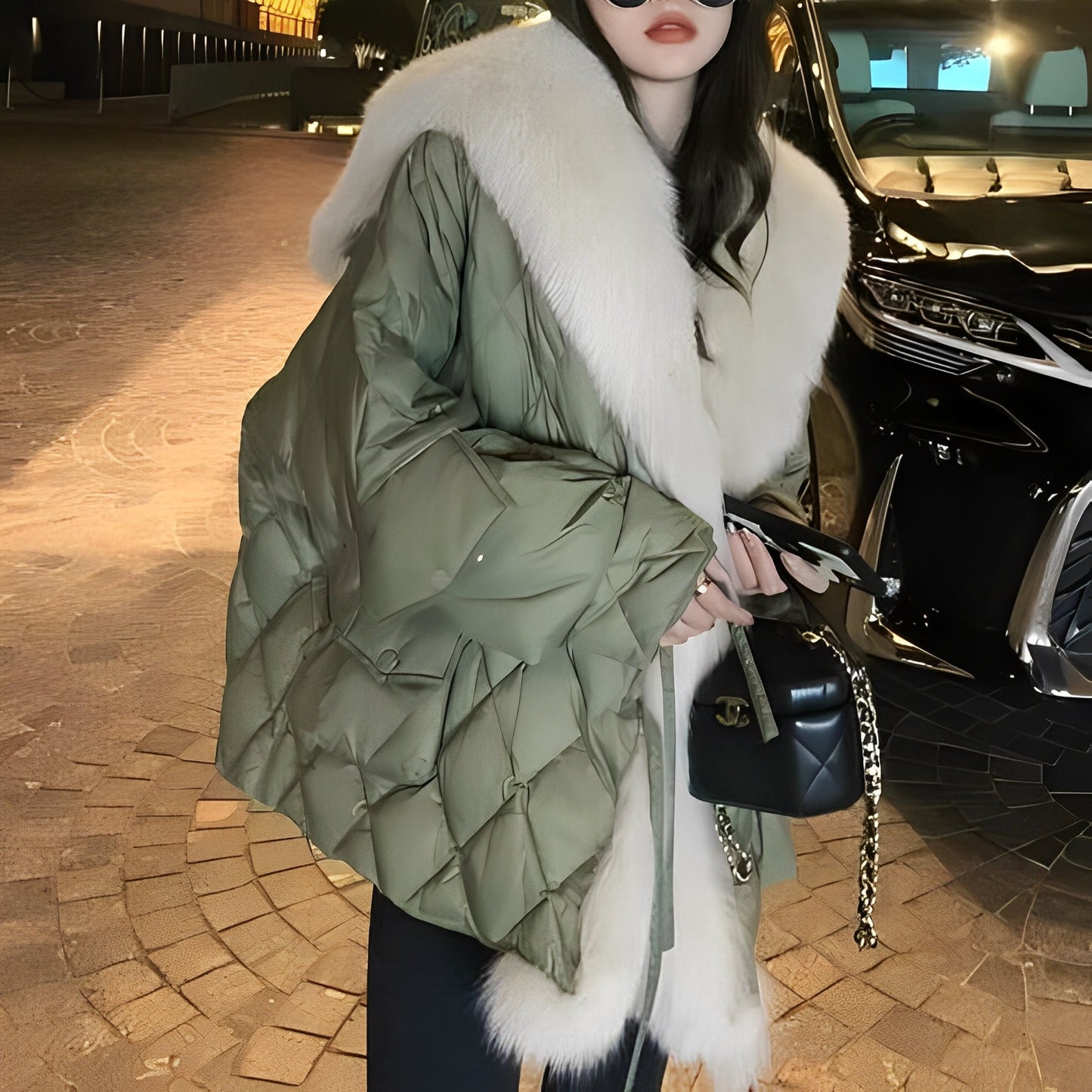 Marjorie - Modische Damen-Daunenjacke mit Pelzkragen