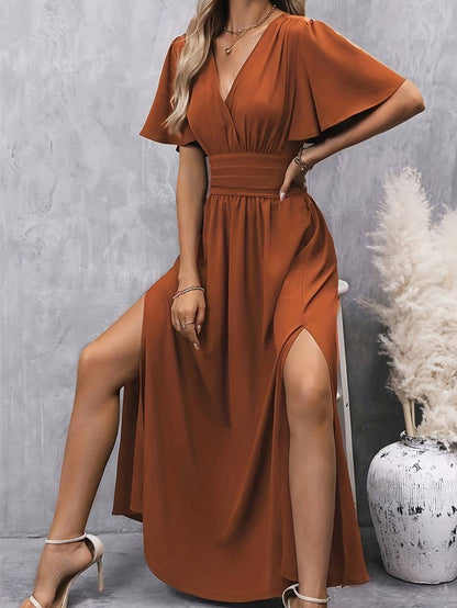 Juliette – Damenkleid mit Rüschkragen und Falten-Taille