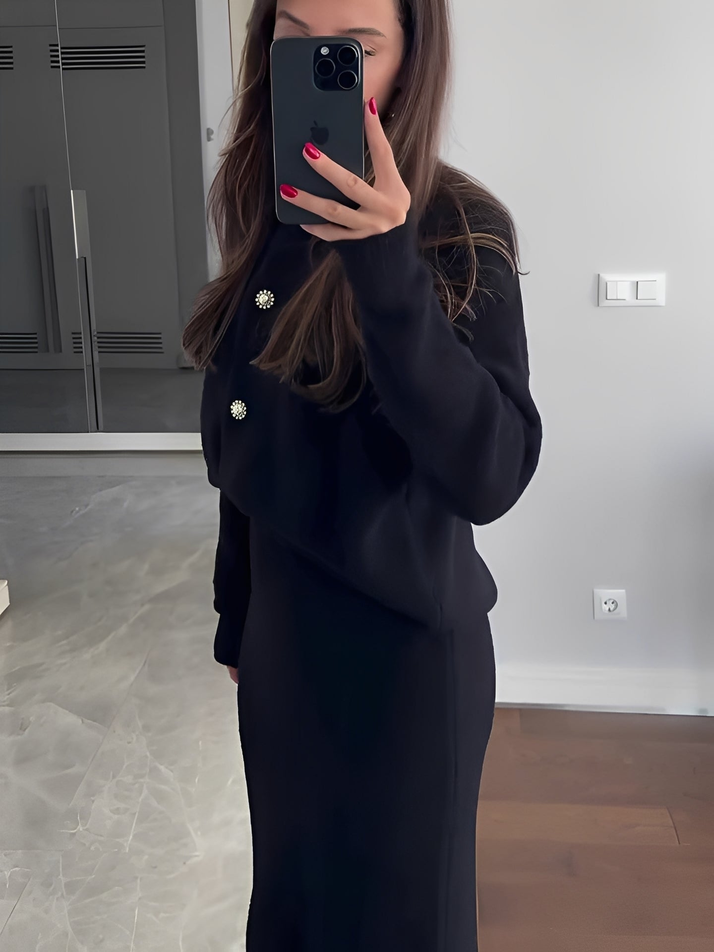 Cecilia - Schickes Set aus Strickjacke und Rock für Frauen