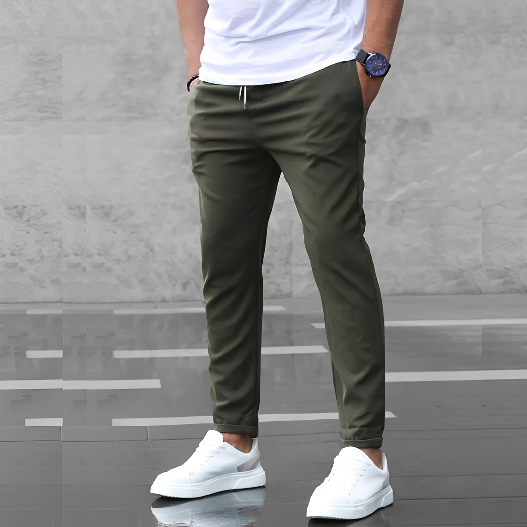 Aljure - Komfortable, schmal geschnittene Herrenhose