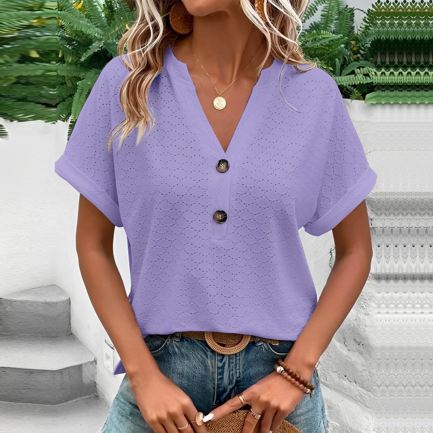 Jennifer - Elegant short-sleeve blouse with buttons for women