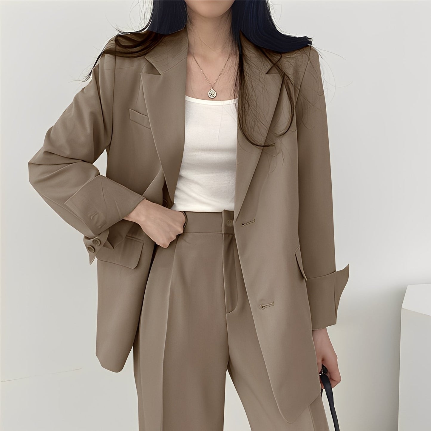 Alethea - Schickes Set mit lockerer Jacke und Hose für Damen