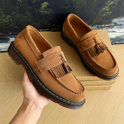Milton - Moderne Herren-Wildleder-Slipper mit Quasten