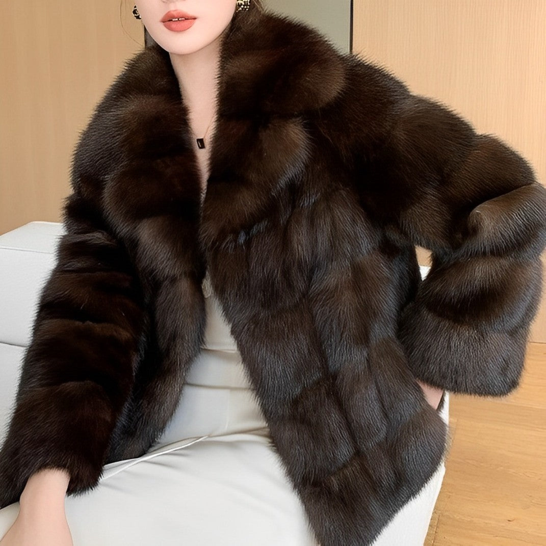 Deena – Eleganter Fellmantel