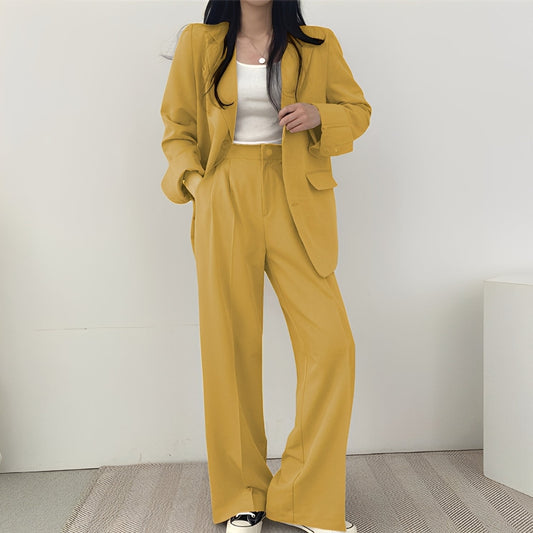 Meghan - Women's Tweed Two-Piece Suit with Grace