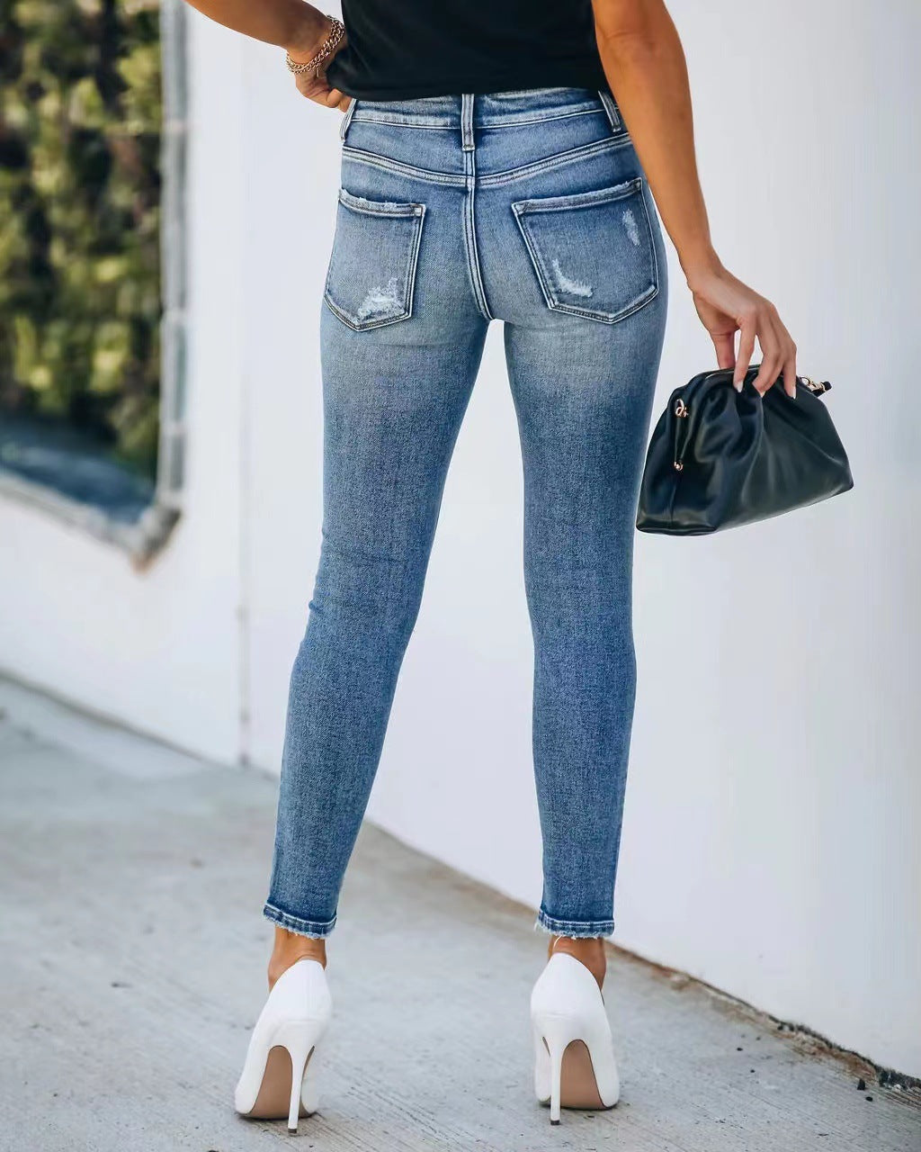 Cyrilla - Bequeme enge Damen-Jeans mit Rissen