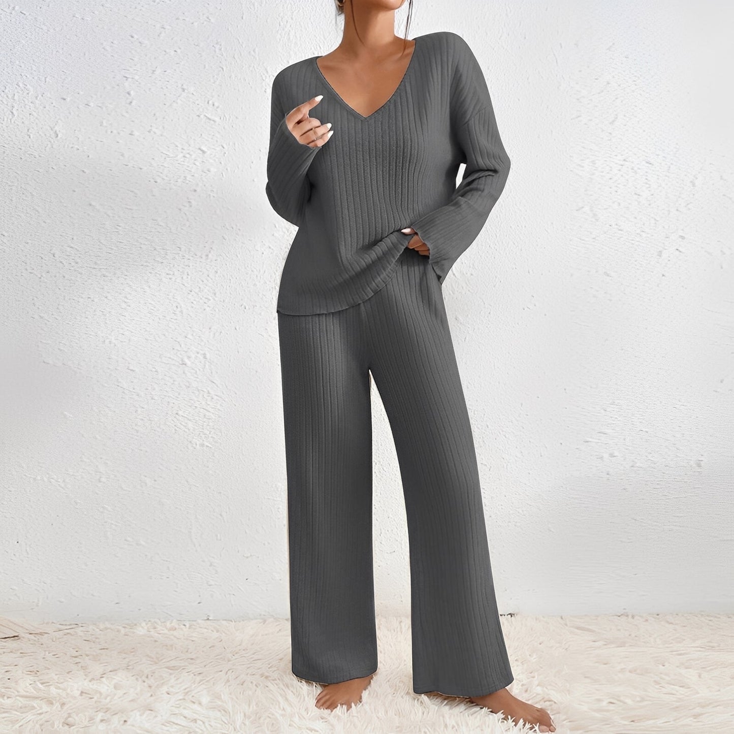 Carly - Contemporary knitted set for women, consisting of two pieces