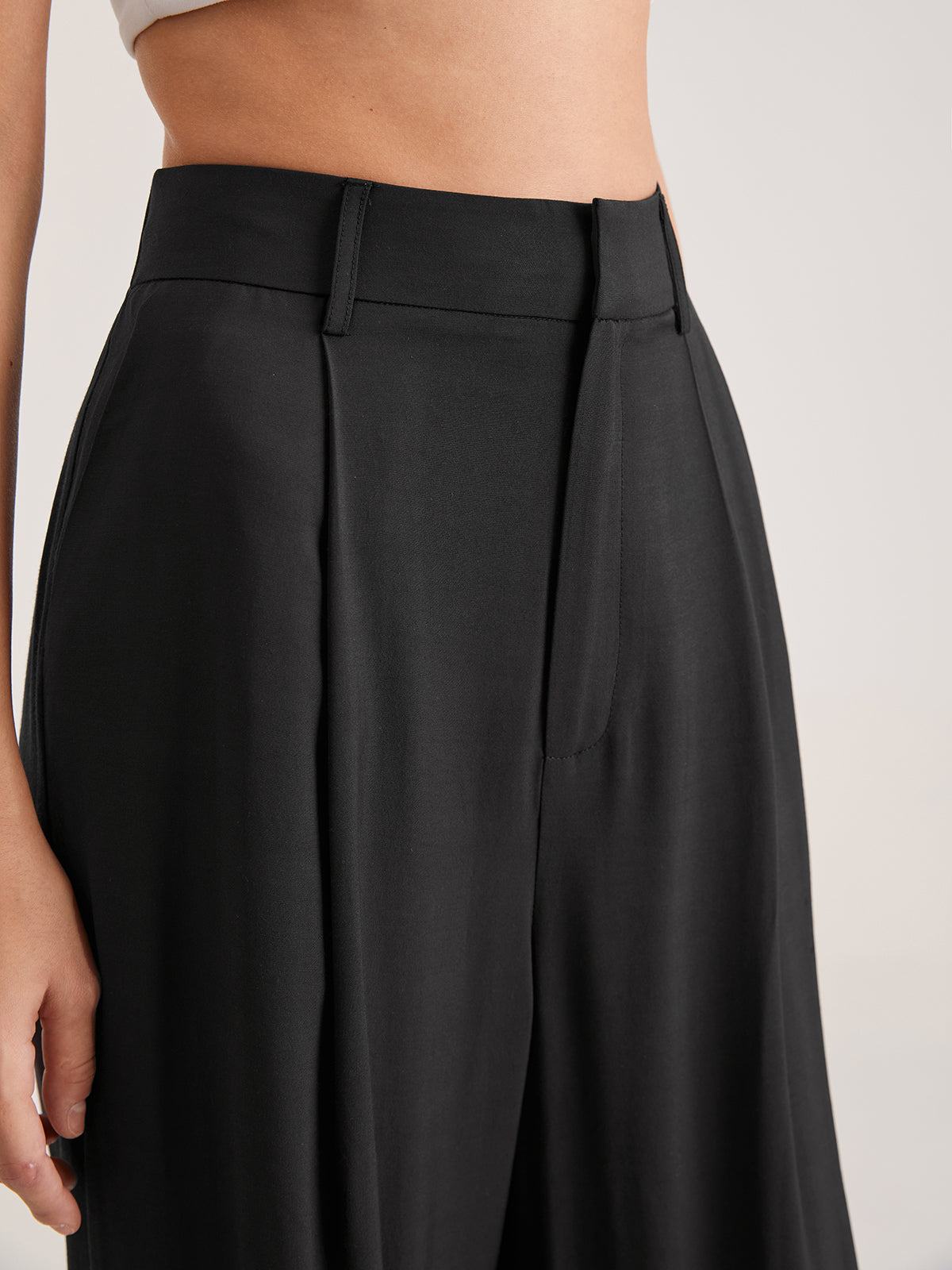 Nadia – Hohe Taillenfalt-Hose