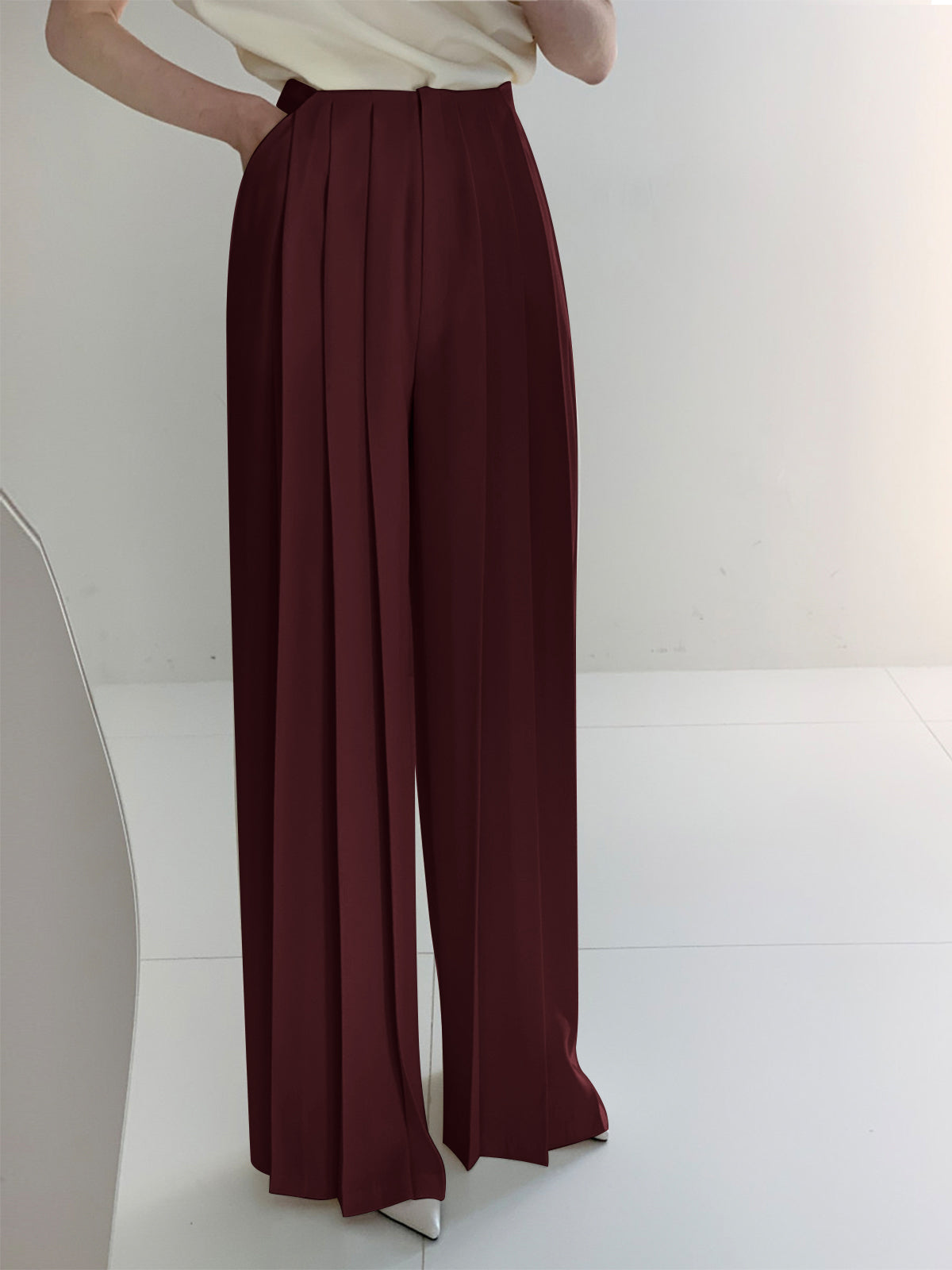 Marlene – Hochgeschnittene Plissee-Hose